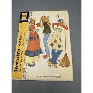 Vintage McCalls 4243 Apron Sewing Pattern Potholder One Size Uncut